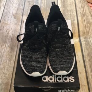 💥1 hour sale💥 LIKE NEW Women’s Adidas Cloudfoam